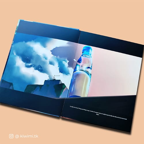 蝴蝶精裝產品樣本翻開，可見橫跨左右頁面的畫面